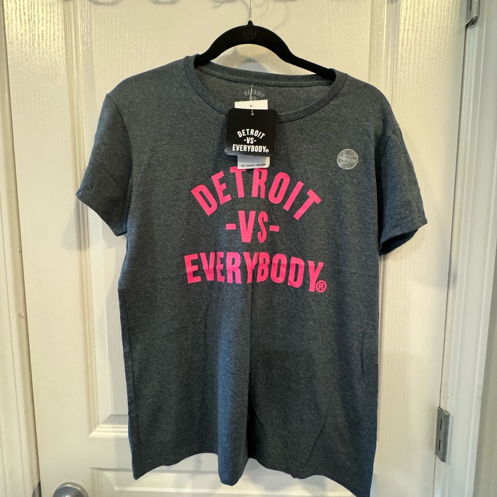 Detroit VS Everybody Ladies Gray T-Shirt with Pink Print